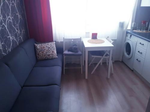 Вот такую кухню мы сделали себе. 01