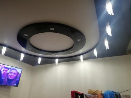 Хочу вам показать, какие потолки мы установили у себя в квартире. 04