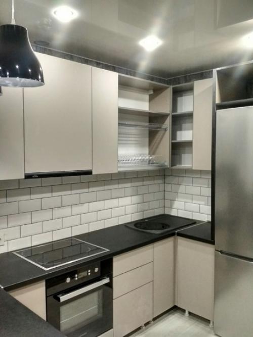 Закончил ремонт кухни.