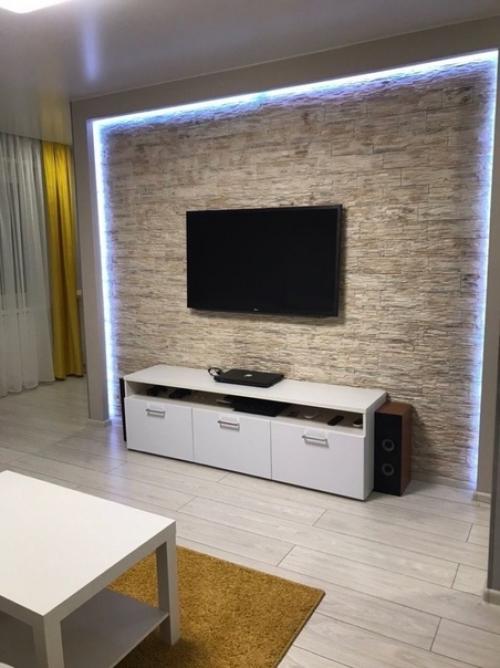 Наша белосерая квартира с добавлением оранжевого цвета. 05