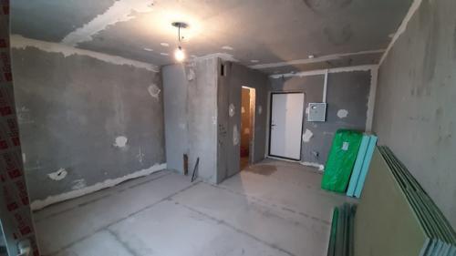 Таким вот образом отремонтировали свою студию, площадь 27 м 2, новостройка. 02