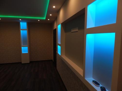 Симпатичный ремонт в спальной комнате. 01