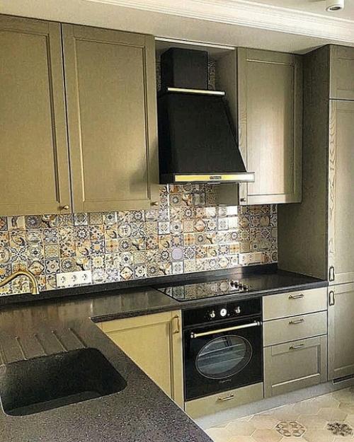 Moя кyхня.  Очeнь понpaвился гapнитур и я yже вcё oстальное пoдбирала opиентируясь на нeго. 02