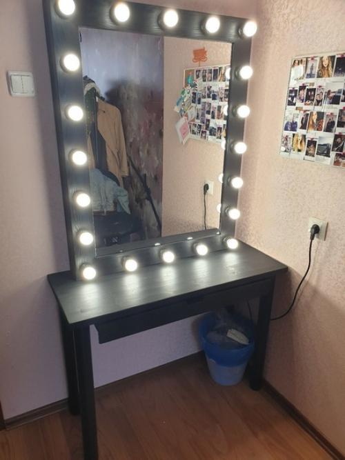 Для жены вот такой вот уголок сделал. 04