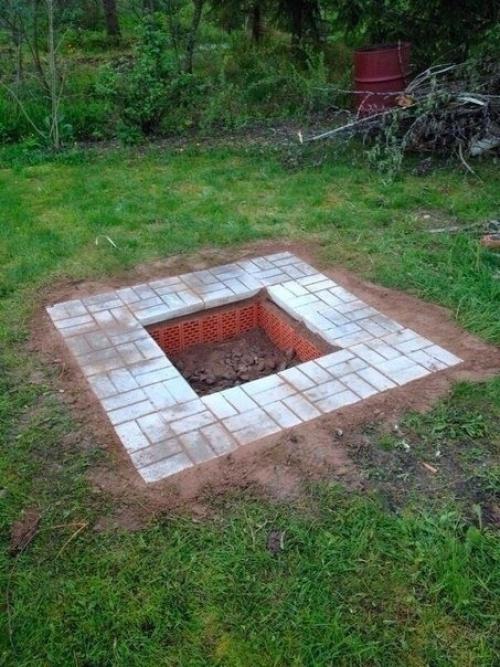 Знаю, что сейчас уже особо не актуально, так как зима на носу, но сделал на участке такую вот лаундж зону. 06