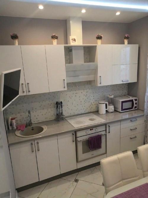 Эта однушка действительно скромная и милая. 09