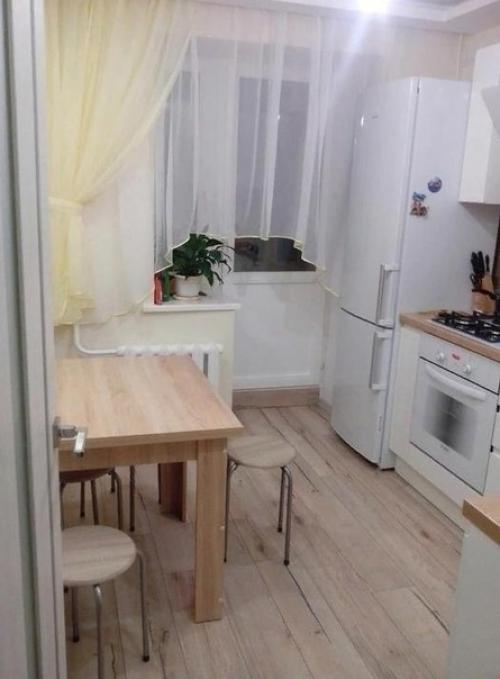 Вот ремонт, который мы сделали на своей кухне.