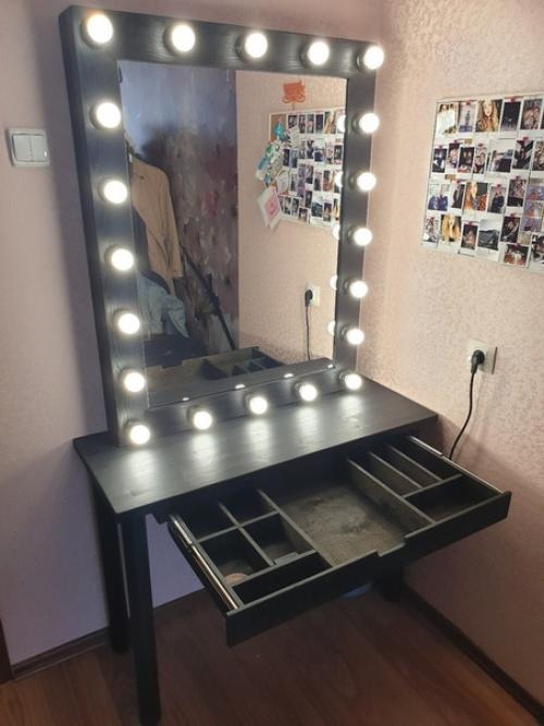 Для жены вот такой вот уголок сделал. 05