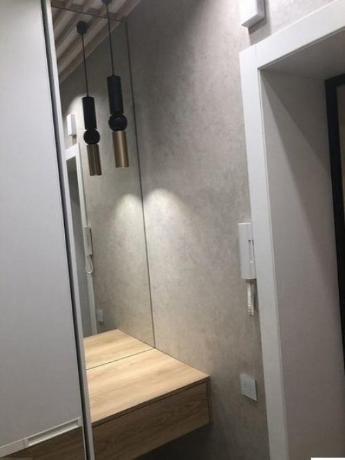 Вот так вот аккуратно, оформили себе прихожку. 01