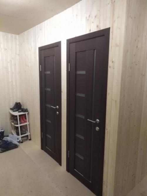 Дом был совсем старый, чуть ли не разваливался. 04