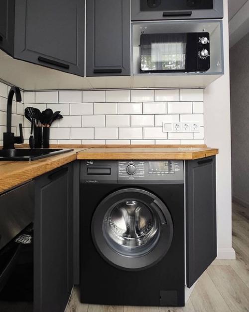 Темные цвета всегда хорошо сочетались с древесными оттенками. 02