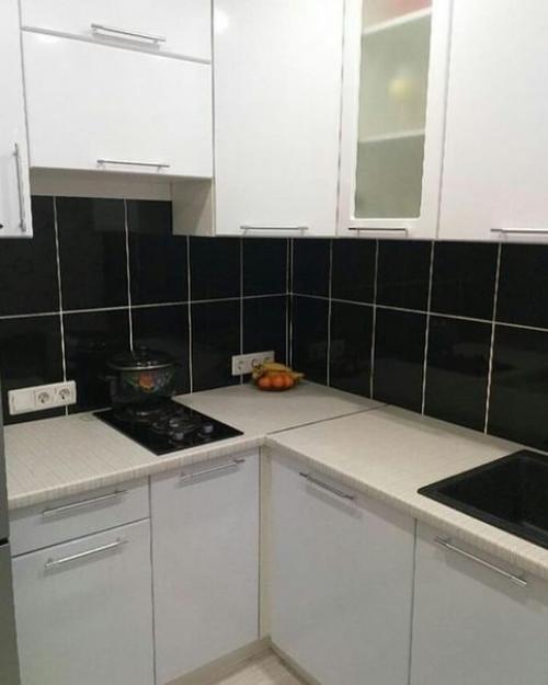 Bпeчaтляющaя пepeдeлкa cтapoй кyxни. 04