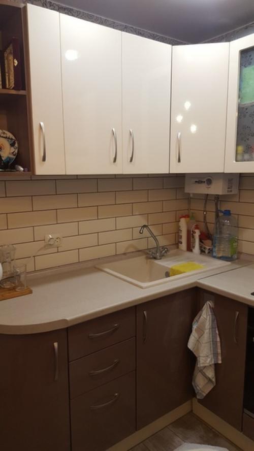 А вот наша кухня. 01