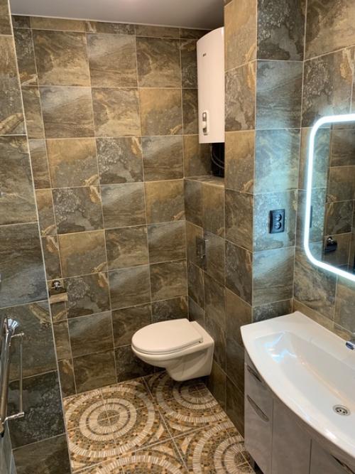 Сделали ремонт в ванной комнате. 02