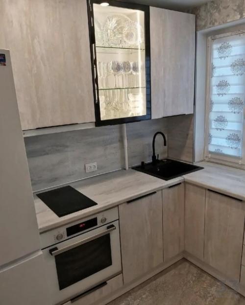 Хочу показать вам мою кухню. 03