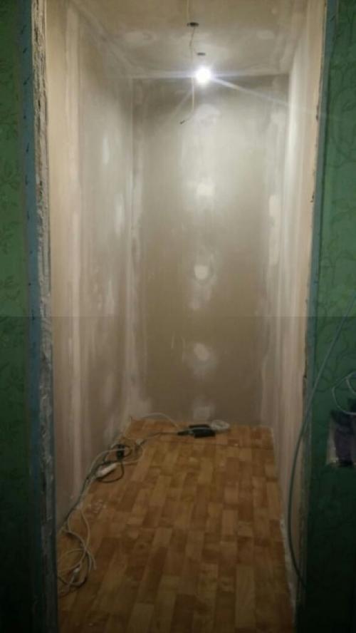 Переделка нашей кладовки в просторную гардеробную для хранения одежды и обуви. 01