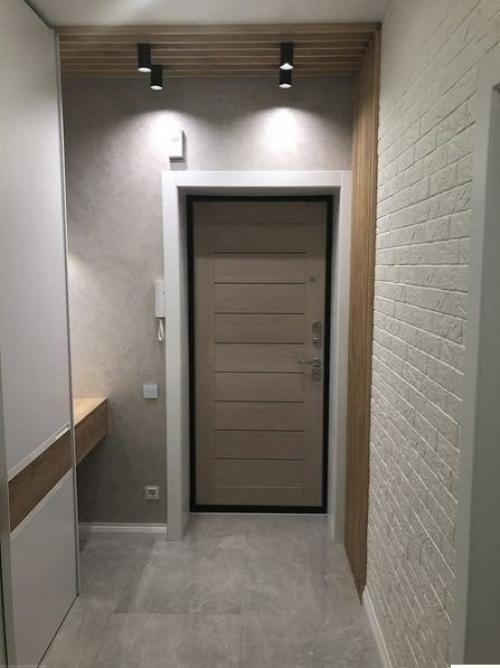 Вот так вот аккуратно, оформили себе прихожку. 03