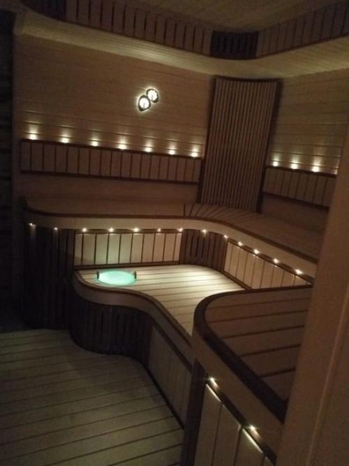 Площадь позволяет, сделал у себя в квартире сауну.