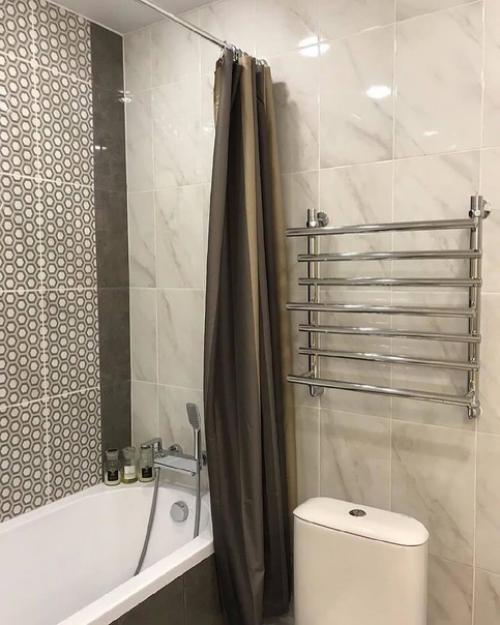 Что могу сказать, весь дизайн интерьера прорабатывал сам. 07