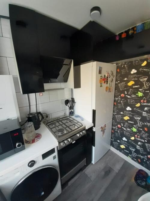 Небольшая, но очень симпатичная и разнообразная кухня. 05