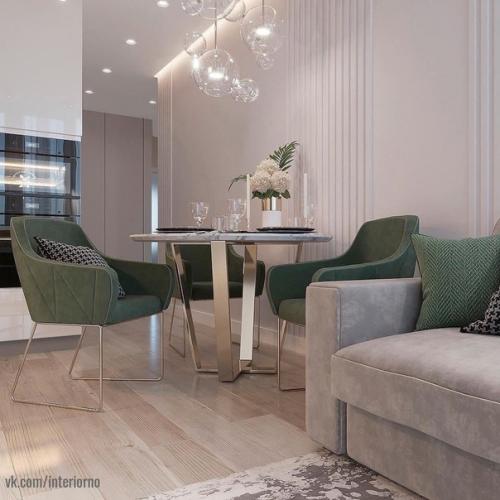 Купили с мужем квартиру, и сразу начали делать ремонт. 01