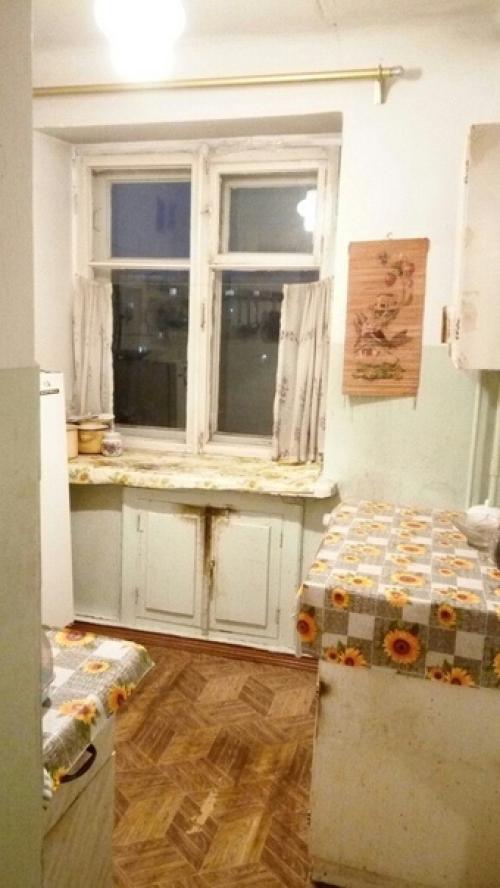 Сделал кухоньку в хрущевке.