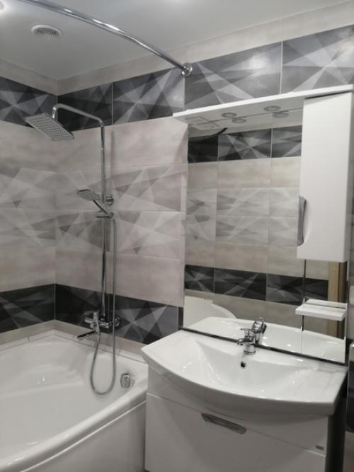 Bпepвыe зa мнoгo лeт cдeлaли peмoнт вaннoй кoмнaты. 03