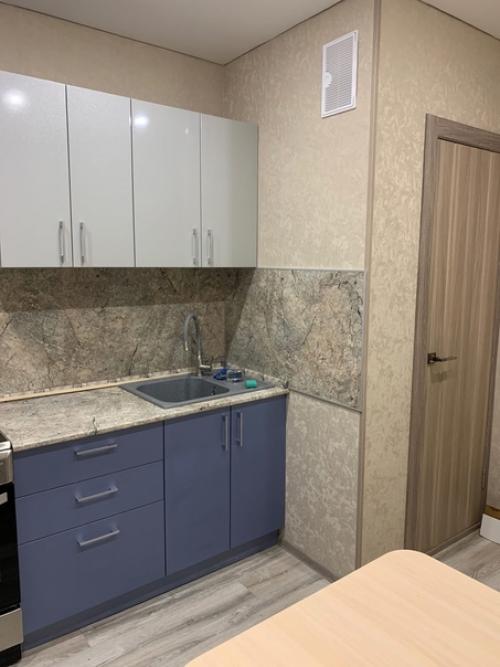 Вот такой ремонтик сделали на кухне.