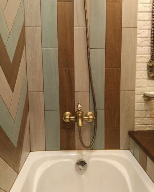 Мы решили, что пора бы поменять дизайн ванной. 03