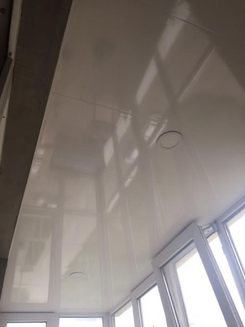 Наш уютненький балкончик, привели его в цивильное состояние так сказать. 05