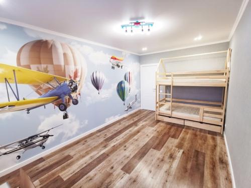 Вот такой ремонт мы в детской комнате сделали. 01