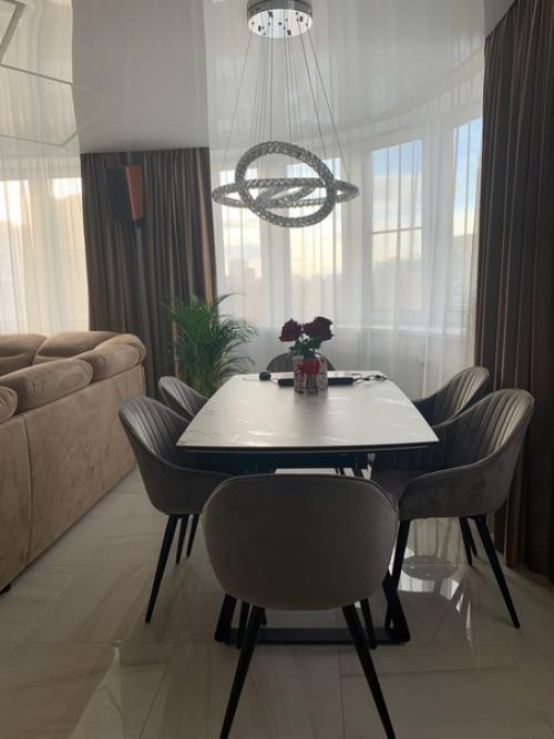 Наша гостинная объединенная с кухней. 03