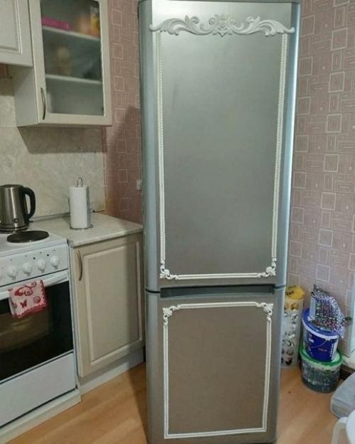 Увидела у вас идею для обновления холодильника, и решила тоже сделать, но на свой лад. 01