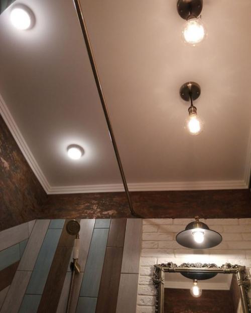 Мы решили, что пора бы поменять дизайн ванной. 04