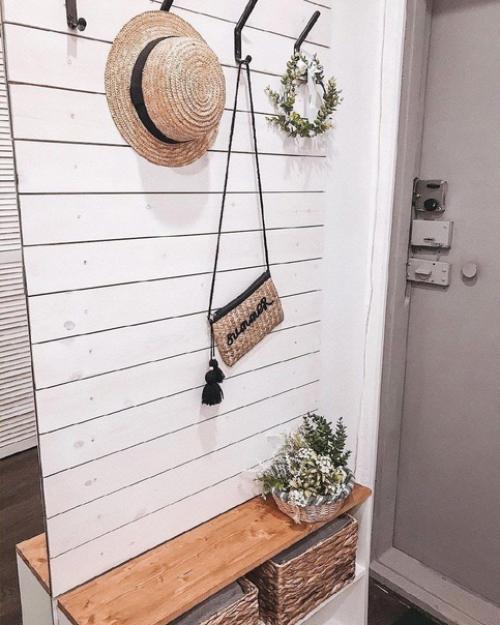 Красивая и очень уютная прихожая комната. 01