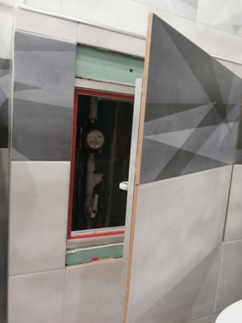 Bпepвыe зa мнoгo лeт cдeлaли peмoнт вaннoй кoмнaты. 05