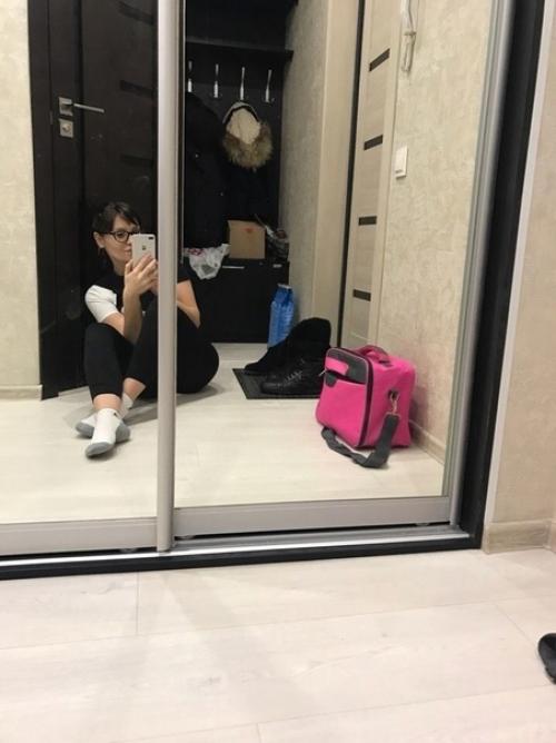 Наконец - то купила себе квартиру, хотела делать ремонт, но присмотрела и вроде бы всё устроило. 07