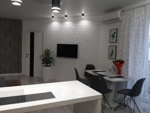 Сделали перепланировку нашей однокомнатной квартиры. 02