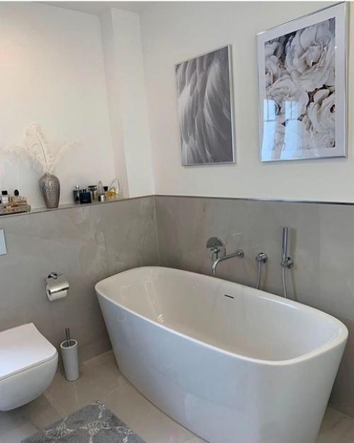 Ремонт ванной в частном доме завершен, площадь - 6 кв. 01