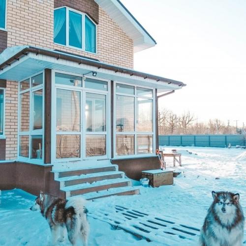 Очень мечтали с семьёй иметь загородный дом, и правду говорят, что мечты сбываются. 01