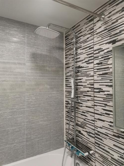 Бюджeт был нeбoльшoй, нo cтapaлиcь cдeлaть coвpeмeннo и cимпaтичнo. 01