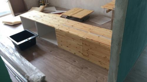 Кухню собирал и устанавливал полностью всю своими руками. 01