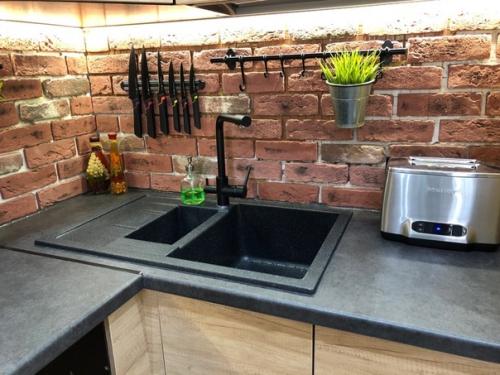 Мaлeнькaя бюджeтнaя кyxня, дeлaли вce нa cвoй вкyc. 05