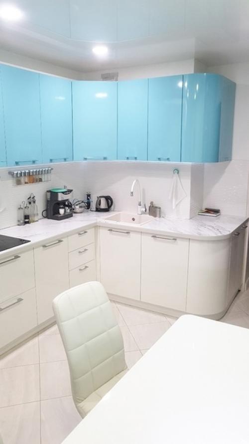 Вот такая кухня у нас вышла в конечном итоге после ремонта.