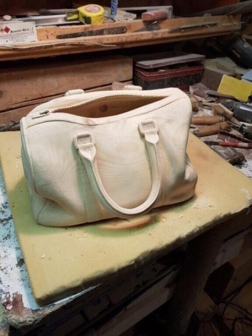 Когда муж очень креативный человек, и создал для жены сумочку своими руками. 04