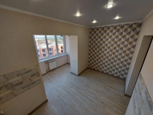 Такая отделка у нас в квартире новостройке вышла. 02