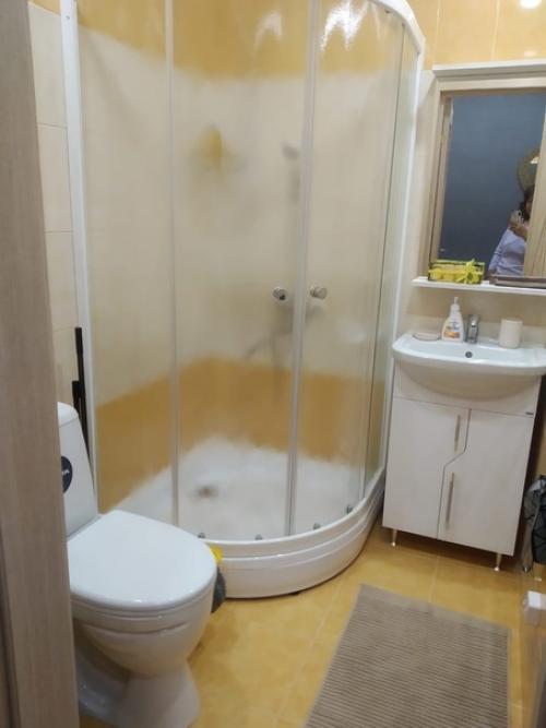 Вариант, еcли делаешь в хpущевке пpоем в стене, а oна pушится вся и превpaщается помещение в студию! 05