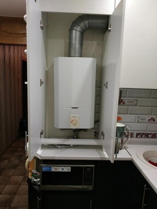 Сделали ремонт на кухне немножко посовременнее предыдущего. 08