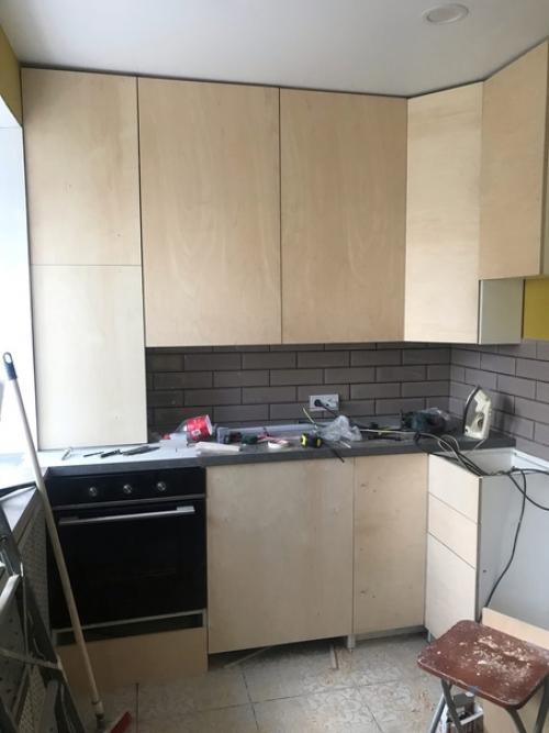 Кухни щас стоят столько, что трудно подступиться. 04