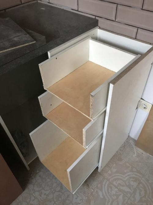 Кухни щас стоят столько, что трудно подступиться. 07